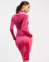 SIMMI Petite – Midi-Bodycon-Kleid in Rosa mit Bahnen aus Samt und Mesh