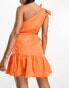 Esmee – Exklusives Mini-Sommerkleid in Orange mit One-Shoulder-Silhouette