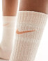 Nike 1 pack essentials crew sock in beige