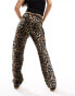 ASOS DESIGN 90s Straight jean in leopard print