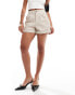 Morgan leather look tailored short in cream