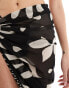 New Look printed sarong in black and white