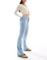 Wrangler flared jeans in light blue with front pockets