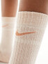 Nike 1 pack essentials crew sock in beige