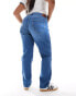 Wrangler Plus straight leg jean in mid blue