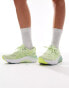 Asics Gel-Kayano 31 stability running trainers in green