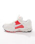 Nike Vomero 5 trainers in red