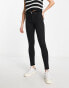 Pull&Bear Tall – Figurstraffende Push-up-Jeans mit engem Schnitt in Schwarz